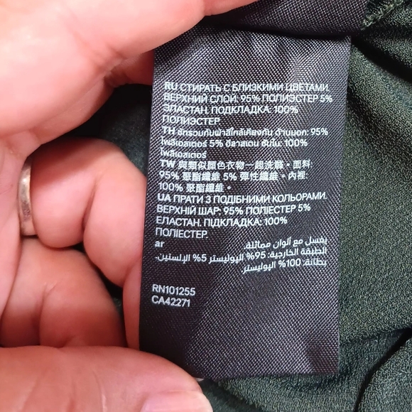 H&M Deep Green Long Sleeve Dress - Picture 9 of 10